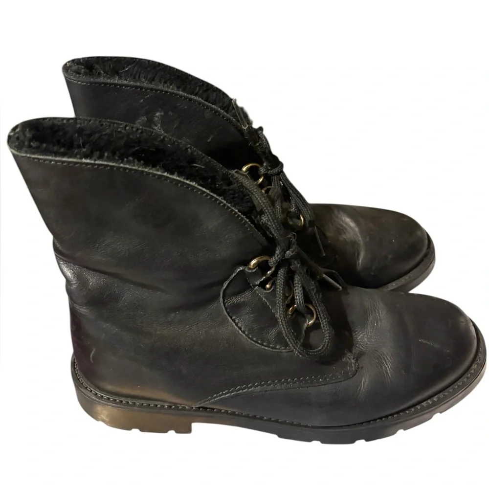 La Canadienne‎ Black Leather Lined Ankle Boots Size 8